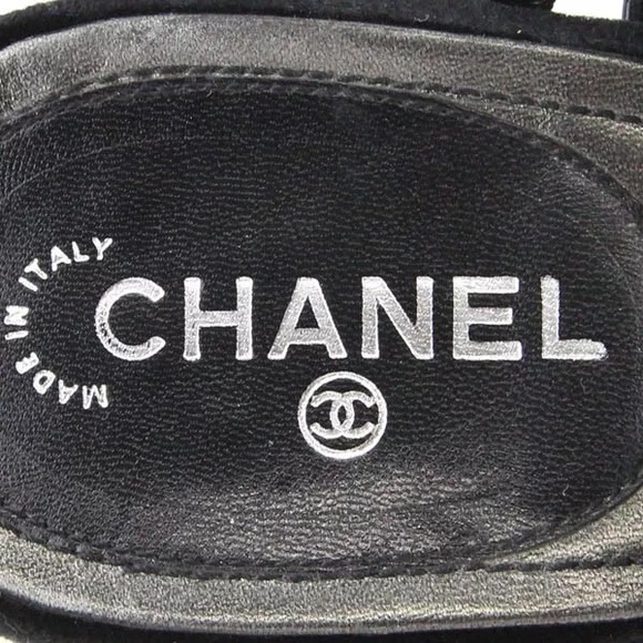 CHANEL Pearl Back Strap Sandals - Picture 9 of 10